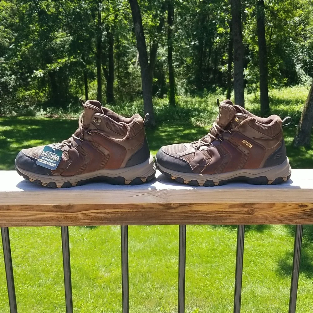 Extra wide waterproof boots